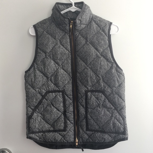 J. Crew Jackets & Blazers - J. Crew Grey Puffy Vest